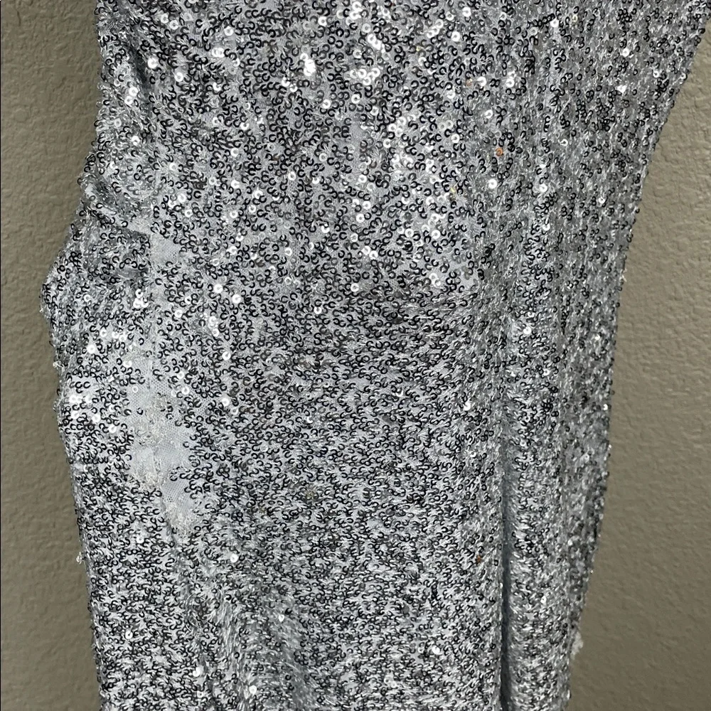 Abound Silver Sequin Stretch Bodycon Dress Sleeveless Sparkle Sz L - Picture 11 of 13
